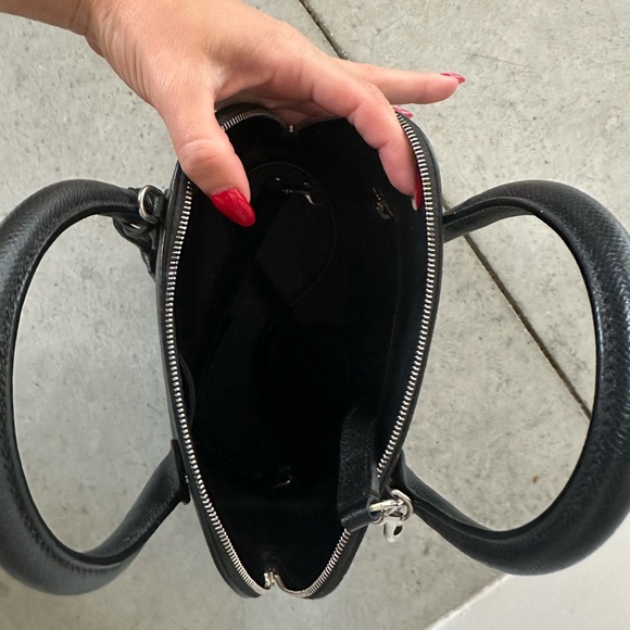 WOMEN'S VILLE SMALL HANDBAG IN BLACK - AUTHENTIC - Picture 6 of 7